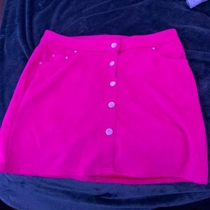 A cute pink story for the summer so you won’t be hot☀️